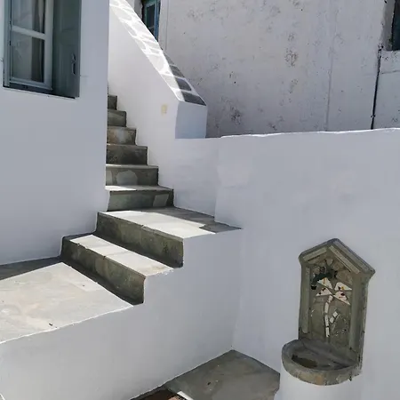 Meltemi Chora Apartment