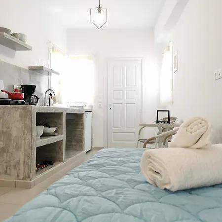 Meltemi Chora Apartment